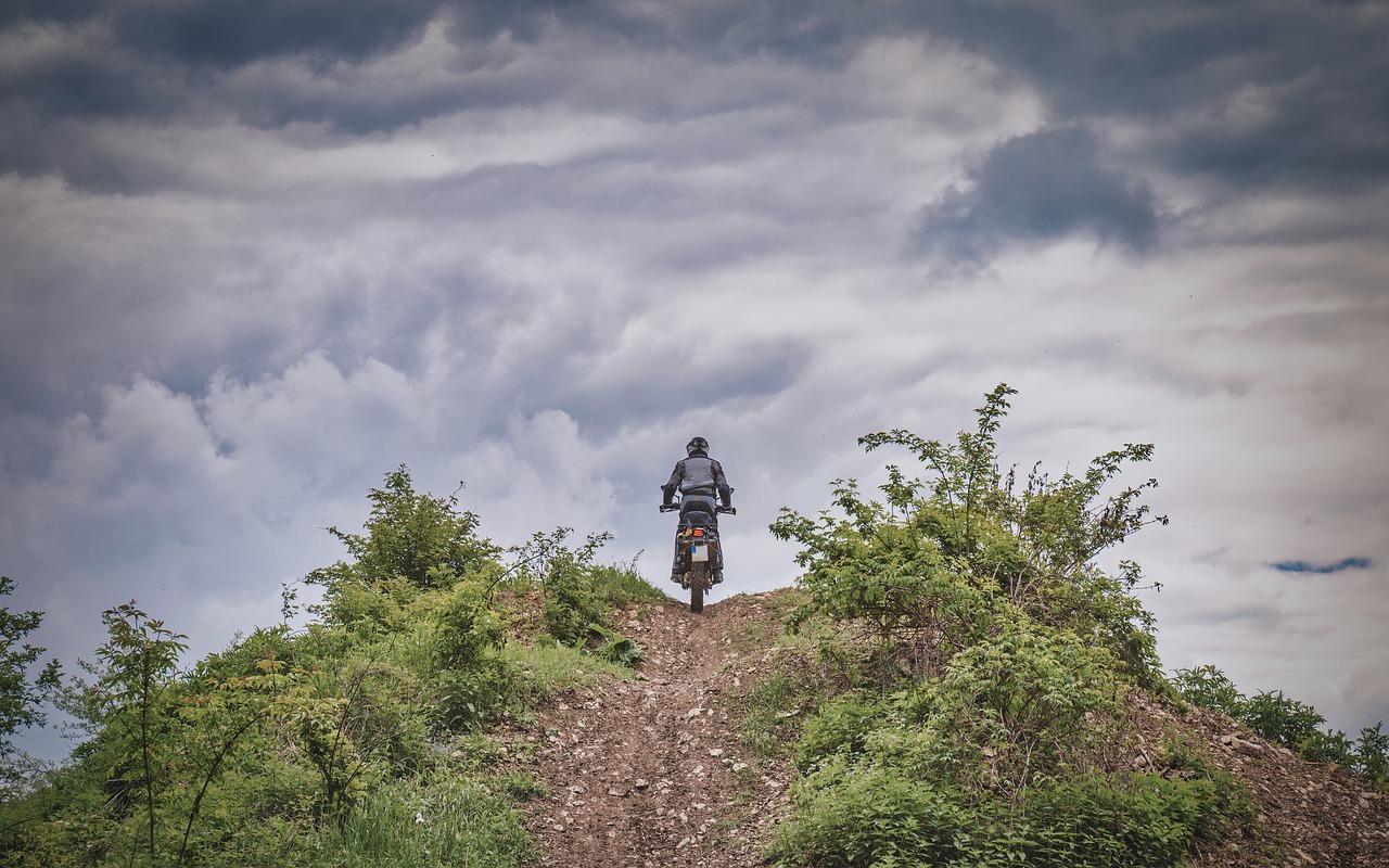 How to make an amateur enduro track?