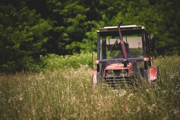 Maximizing harvest efficiency: the benefits and installation guide for slip-over paddle tines